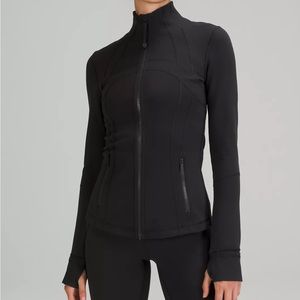 Black Lululemon zip up jacket size 6